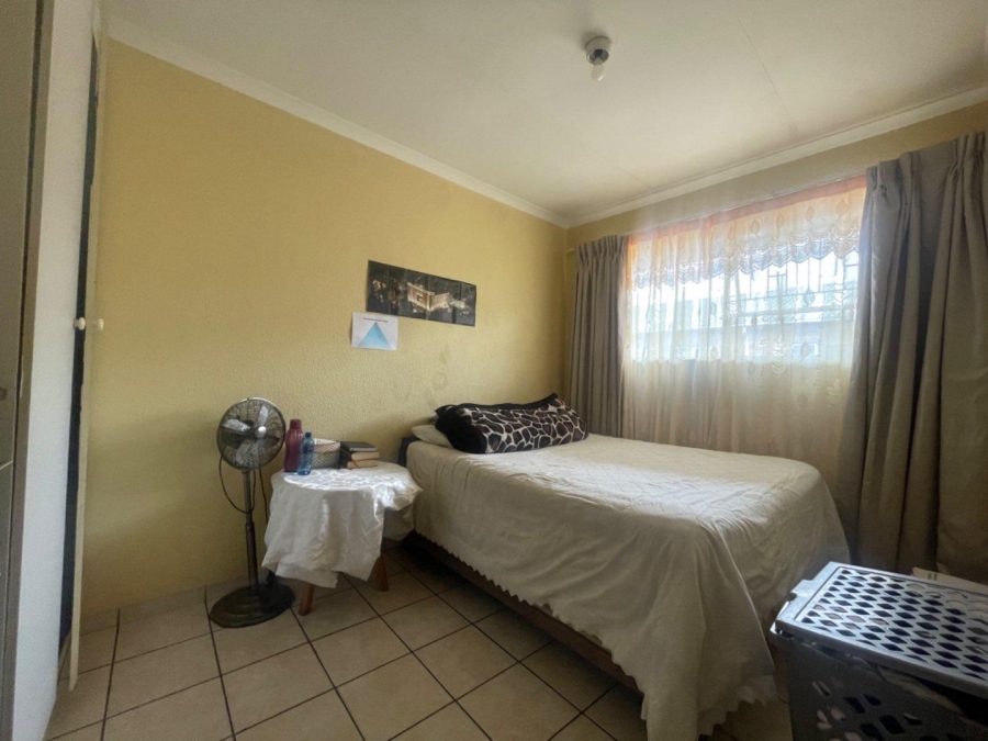 To Let 2 Bedroom Property for Rent in Kempton Park Central Gauteng