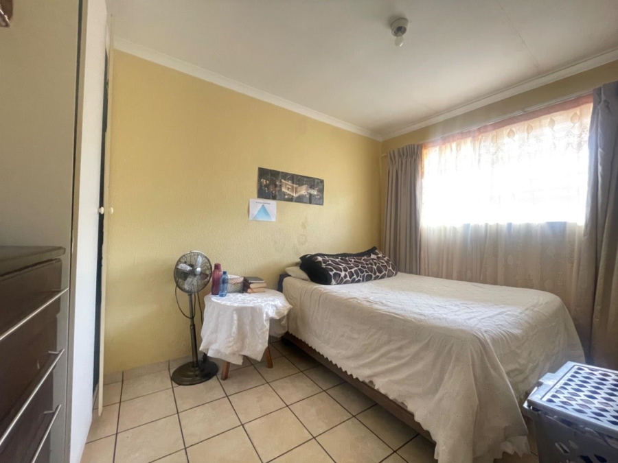 To Let 2 Bedroom Property for Rent in Kempton Park Central Gauteng