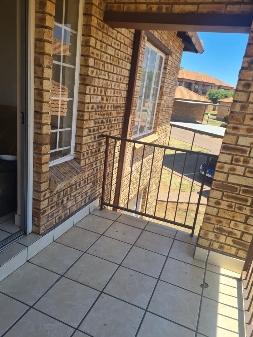 To Let 2 Bedroom Property for Rent in Midrand Gauteng