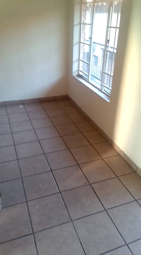 1 Bedroom Property for Sale in Kempton Park Central Gauteng