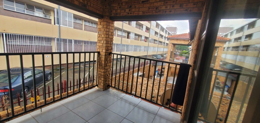 2 Bedroom Property for Sale in Florida Gauteng