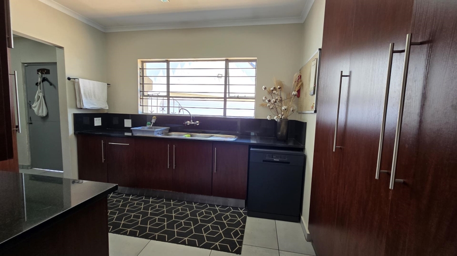 3 Bedroom Property for Sale in Randhart Gauteng