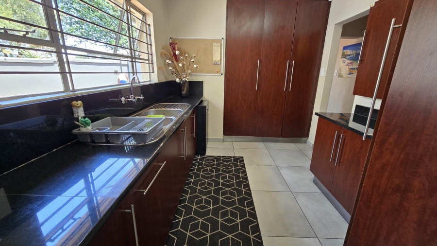 3 Bedroom Property for Sale in Randhart Gauteng