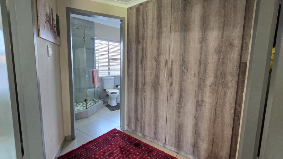 3 Bedroom Property for Sale in Randhart Gauteng