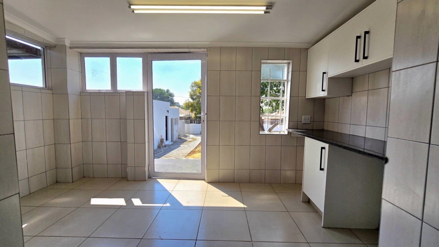 2 Bedroom Property for Sale in Florentia Gauteng