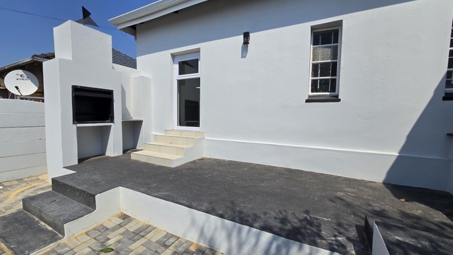 2 Bedroom Property for Sale in Florentia Gauteng