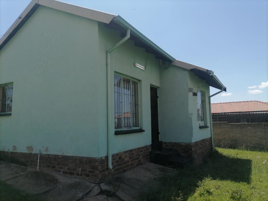 2 Bedroom Property for Sale in Lenasia South Ext 4 Gauteng