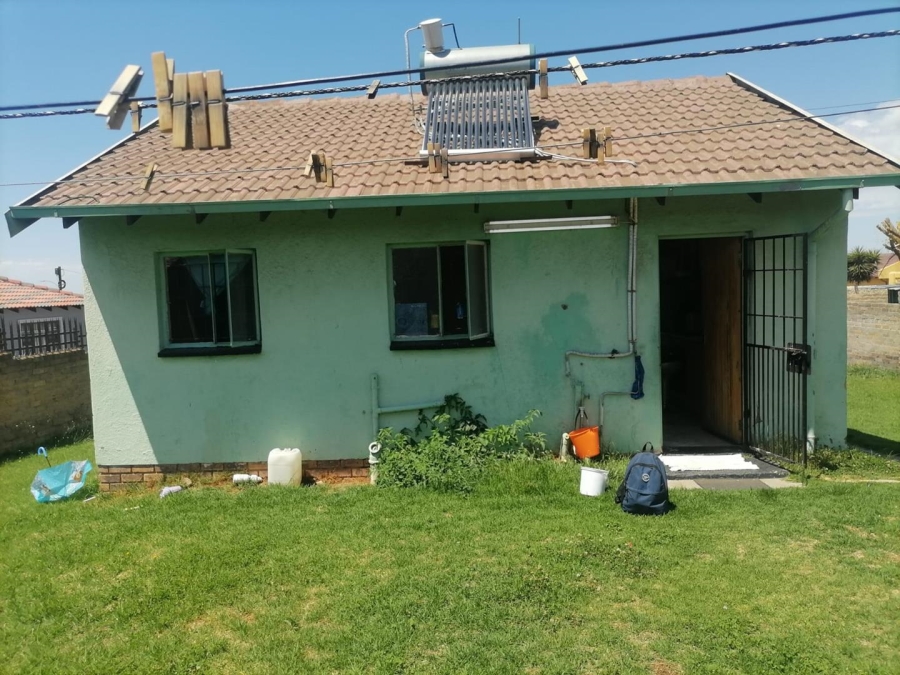 2 Bedroom Property for Sale in Lenasia South Ext 4 Gauteng