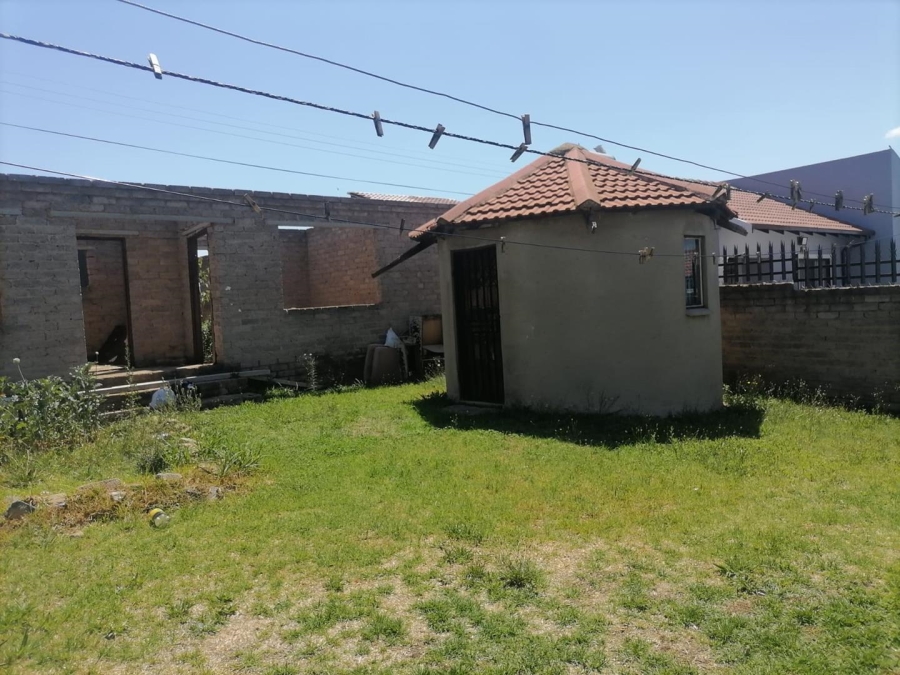 2 Bedroom Property for Sale in Lenasia South Ext 4 Gauteng