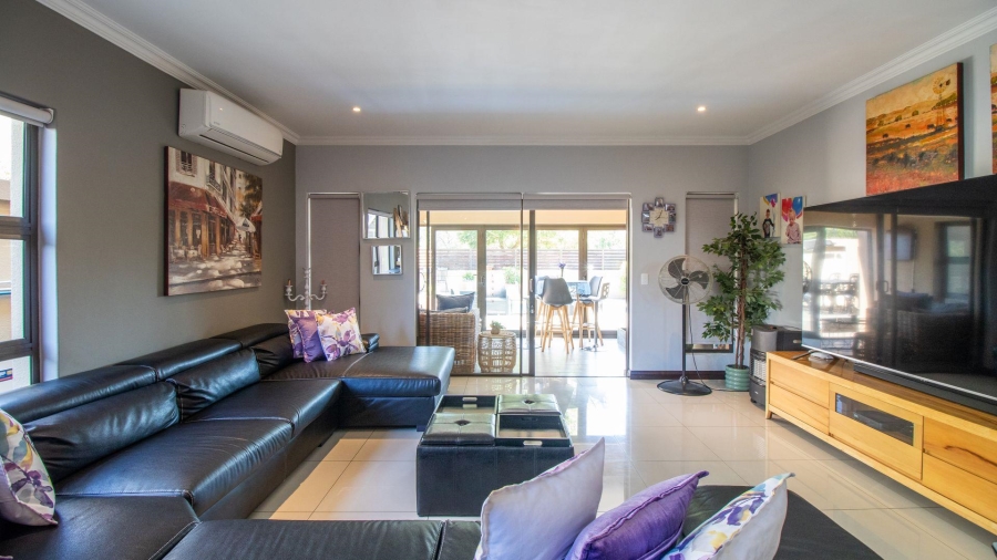 4 Bedroom Property for Sale in La Como Lifestyle Estate Gauteng