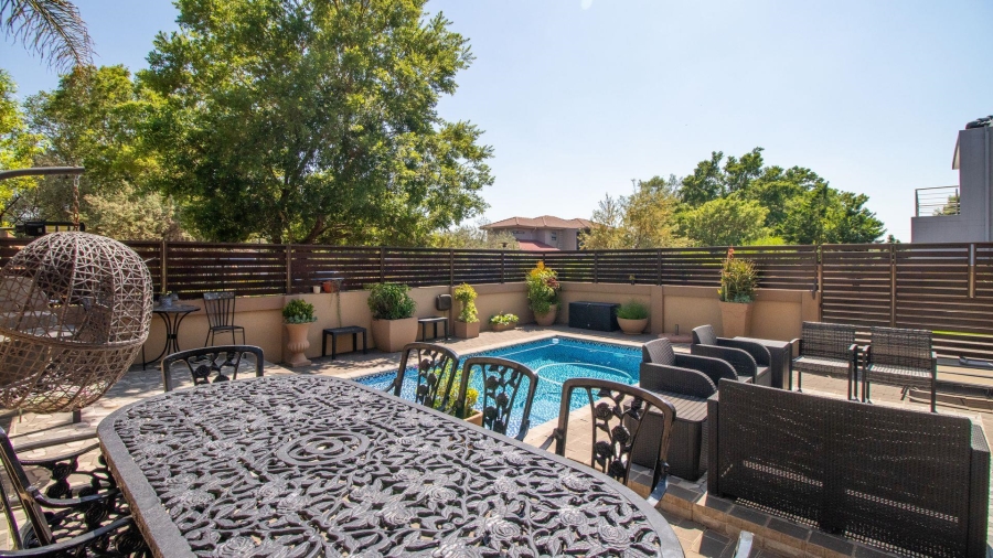 4 Bedroom Property for Sale in La Como Lifestyle Estate Gauteng