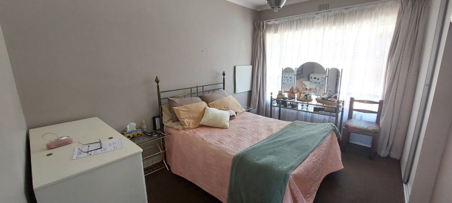 4 Bedroom Property for Sale in Bassonia Gauteng