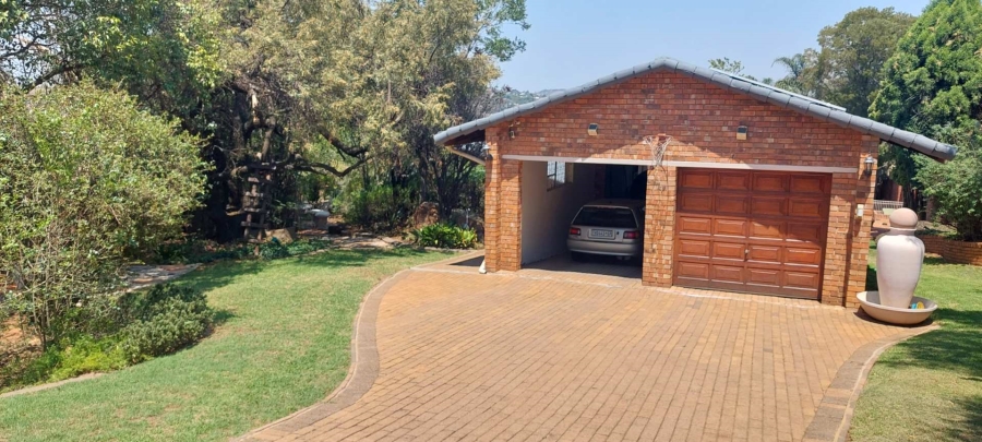 4 Bedroom Property for Sale in Bassonia Gauteng