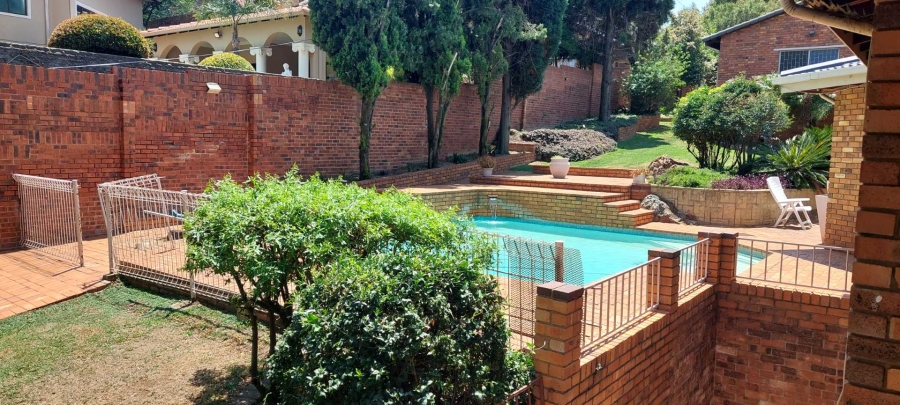 4 Bedroom Property for Sale in Bassonia Gauteng