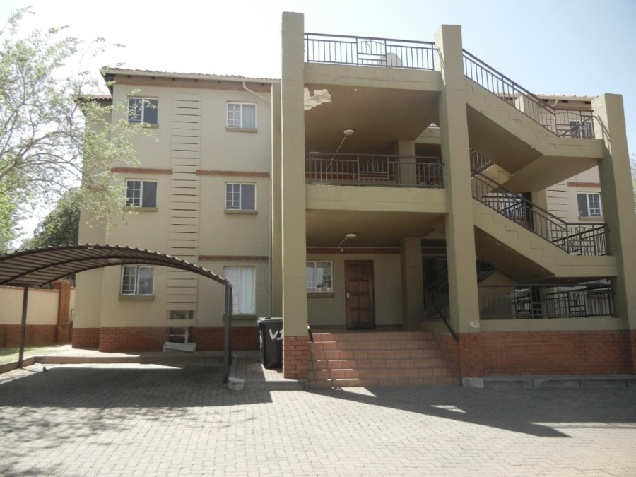 To Let 2 Bedroom Property for Rent in Castleview Gauteng