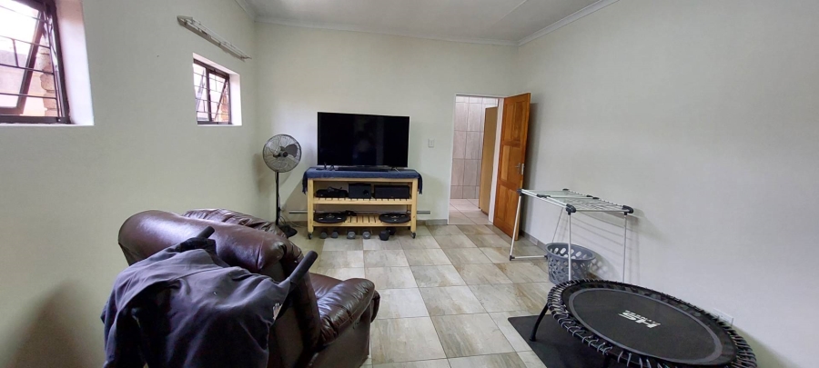 2 Bedroom Property for Sale in Florentia Gauteng