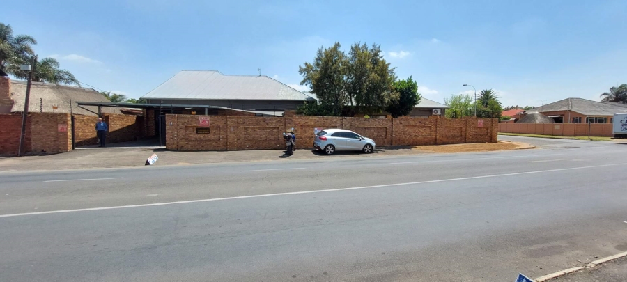 2 Bedroom Property for Sale in Florentia Gauteng