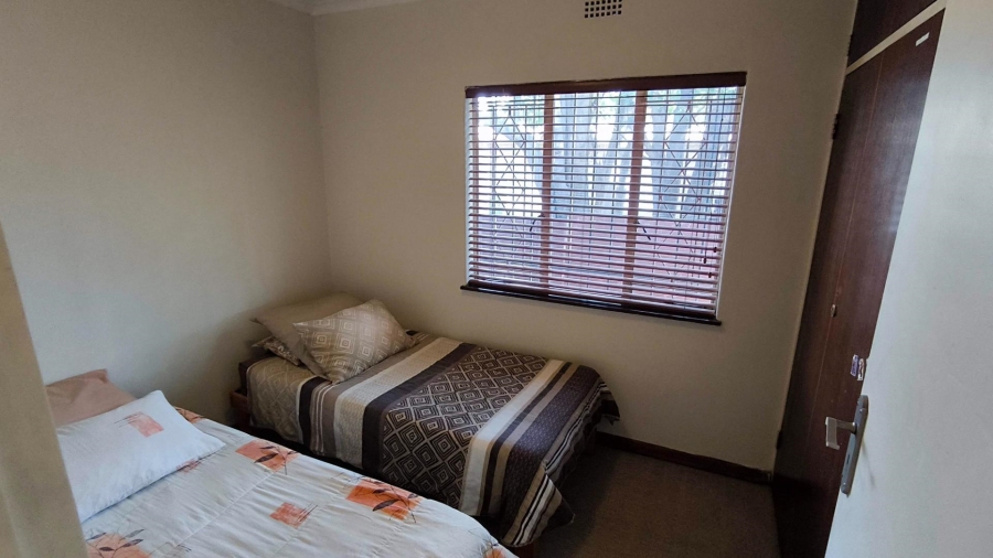 4 Bedroom Property for Sale in Brackenhurst Gauteng