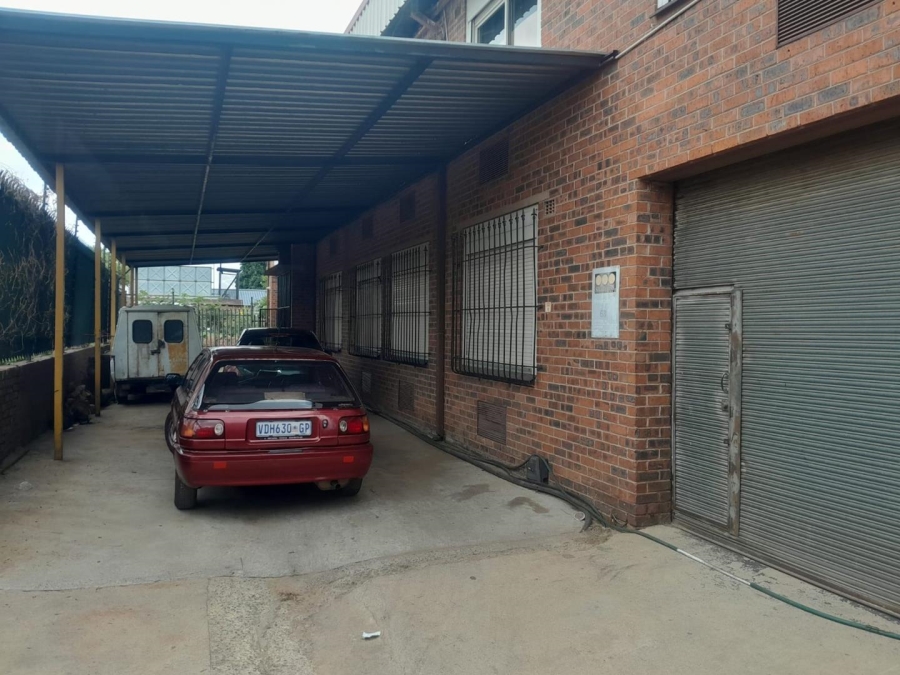 To Let commercial Property for Rent in Eastgate Gauteng