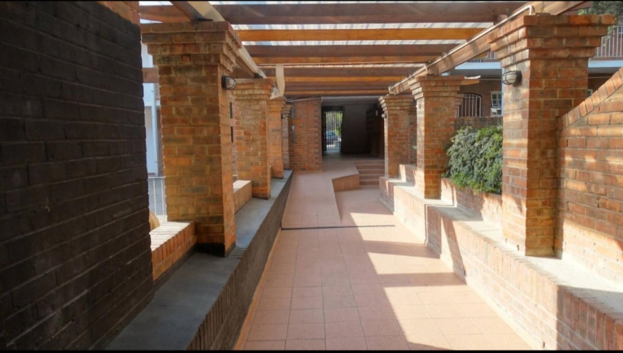 2 Bedroom Property for Sale in Woodmead Gauteng