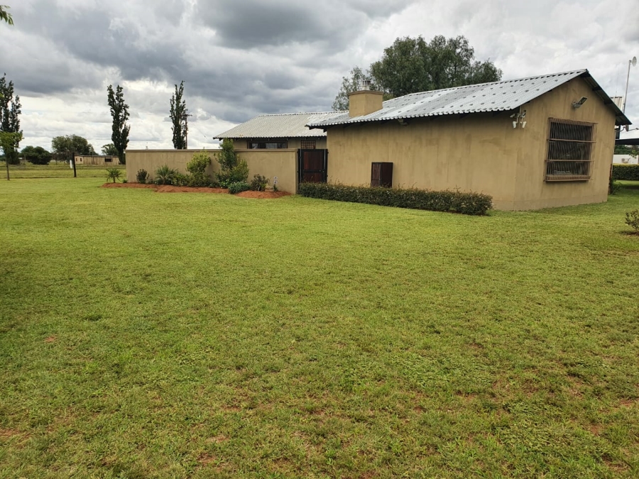 3 Bedroom Property for Sale in Buyscelia Gauteng