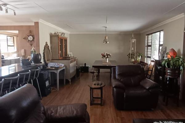 3 Bedroom Property for Sale in Buyscelia Gauteng