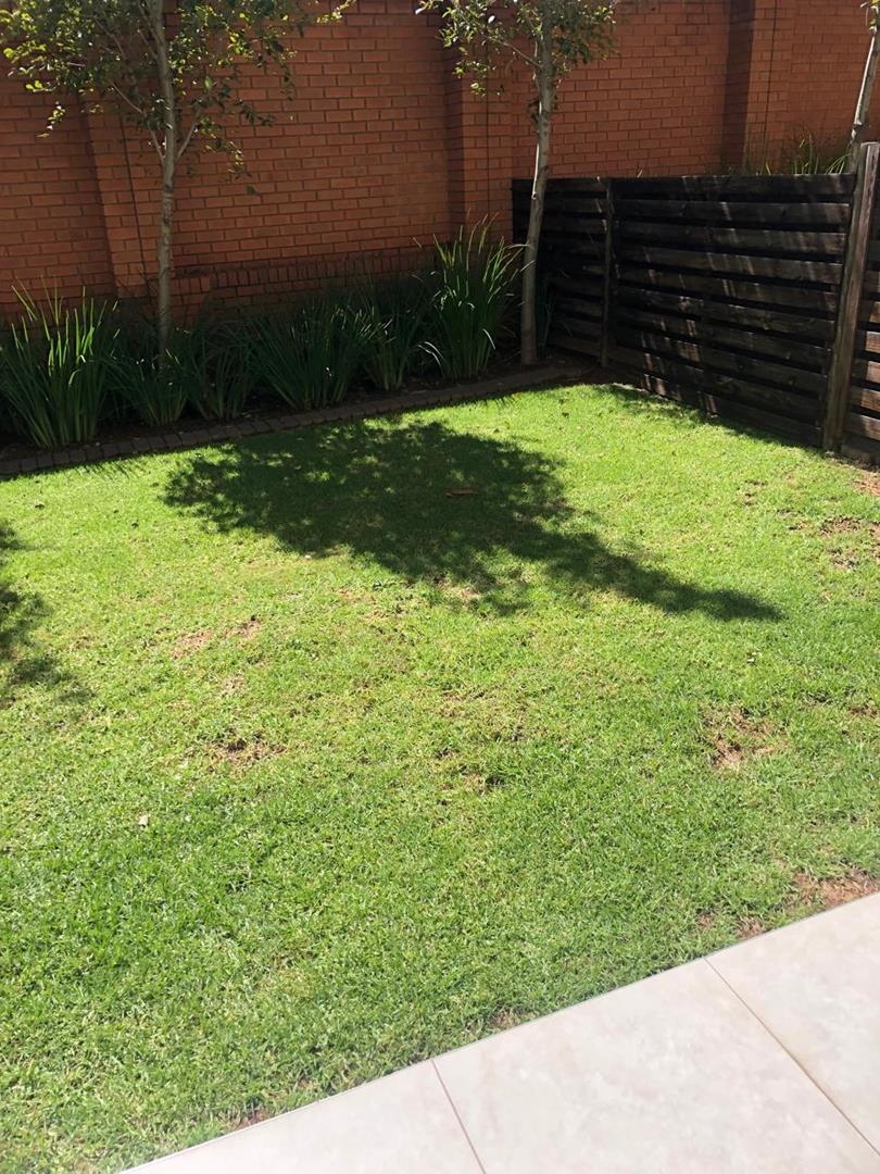 1 Bedroom Property for Sale in Founders Hill Gauteng