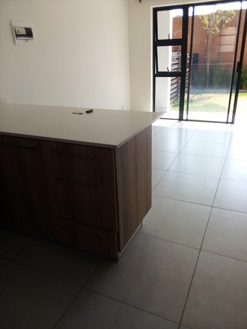 1 Bedroom Property for Sale in Founders Hill Gauteng