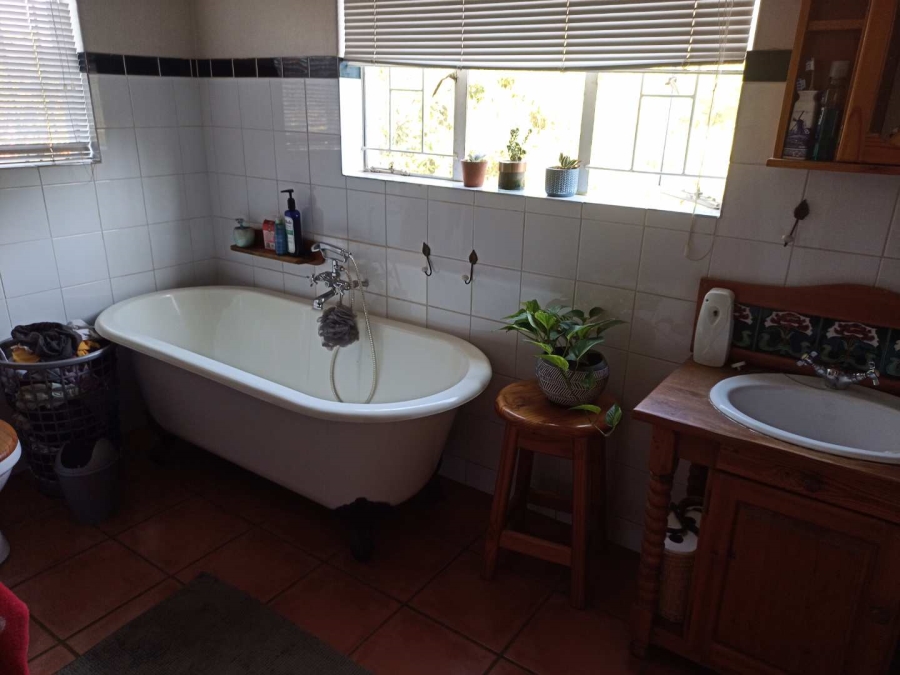 To Let 3 Bedroom Property for Rent in Waterkloof Glen Gauteng