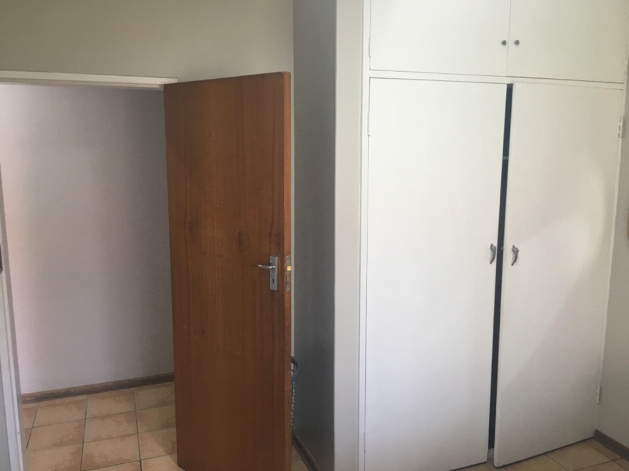 3 Bedroom Property for Sale in Rooihuiskraal Gauteng