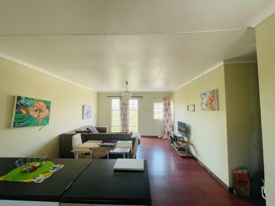 To Let 3 Bedroom Property for Rent in Weltevreden A H Gauteng