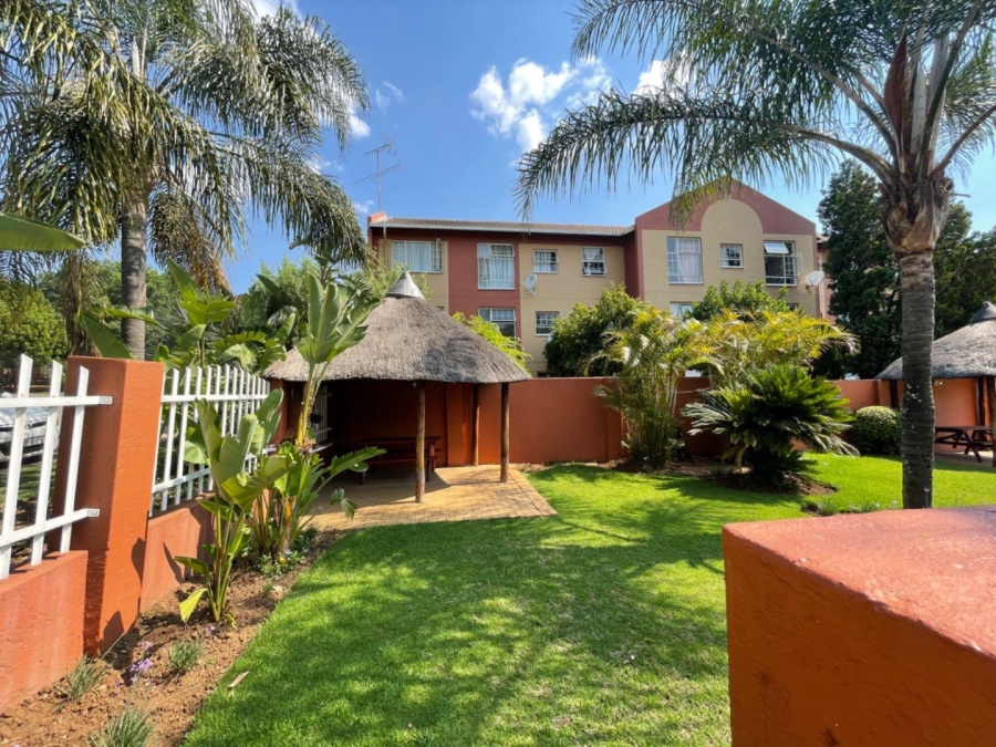 To Let 3 Bedroom Property for Rent in Weltevreden A H Gauteng