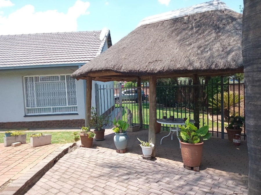 4 Bedroom Property for Sale in Silverton Gauteng