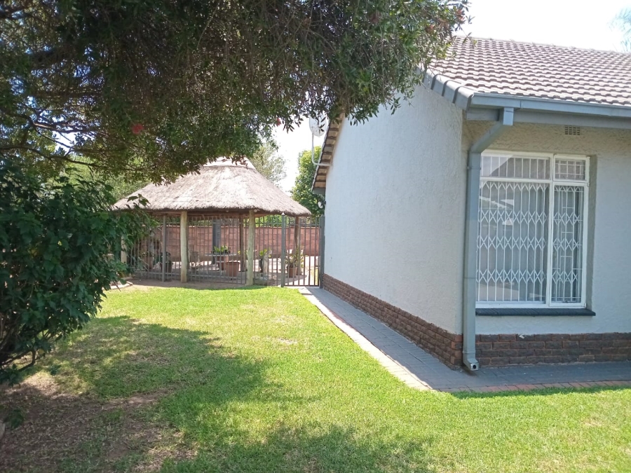 4 Bedroom Property for Sale in Silverton Gauteng