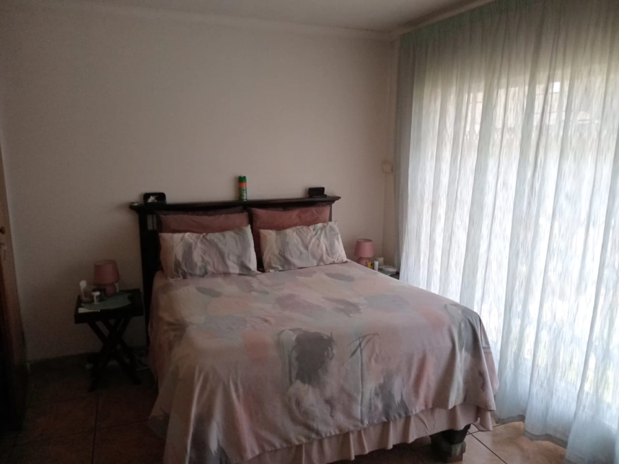 4 Bedroom Property for Sale in Silverton Gauteng