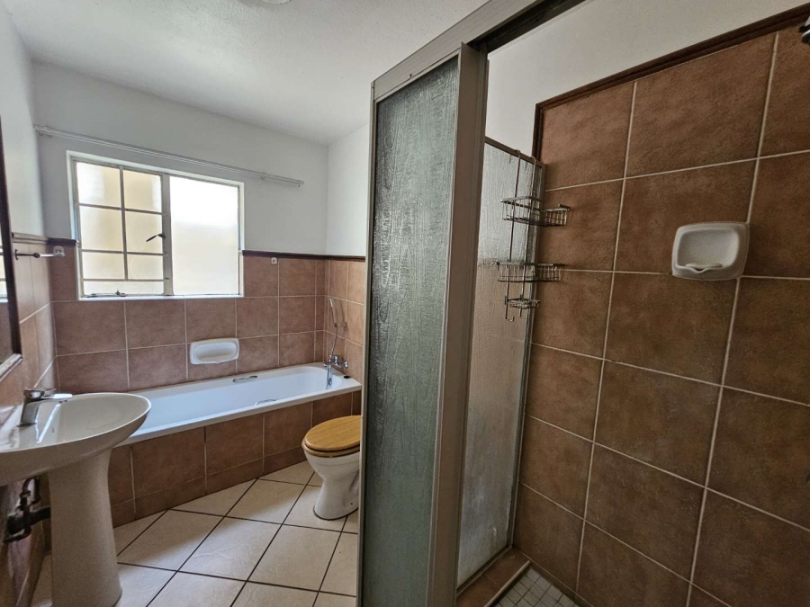 2 Bedroom Property for Sale in Boardwalk Villas Gauteng