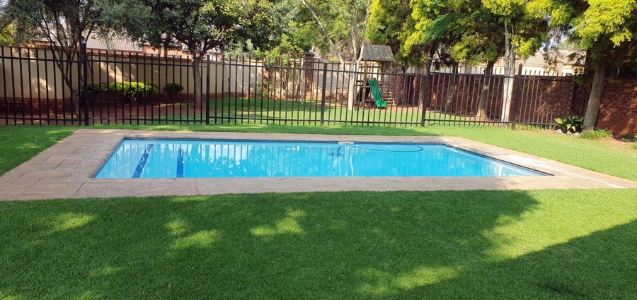 2 Bedroom Property for Sale in Boardwalk Villas Gauteng