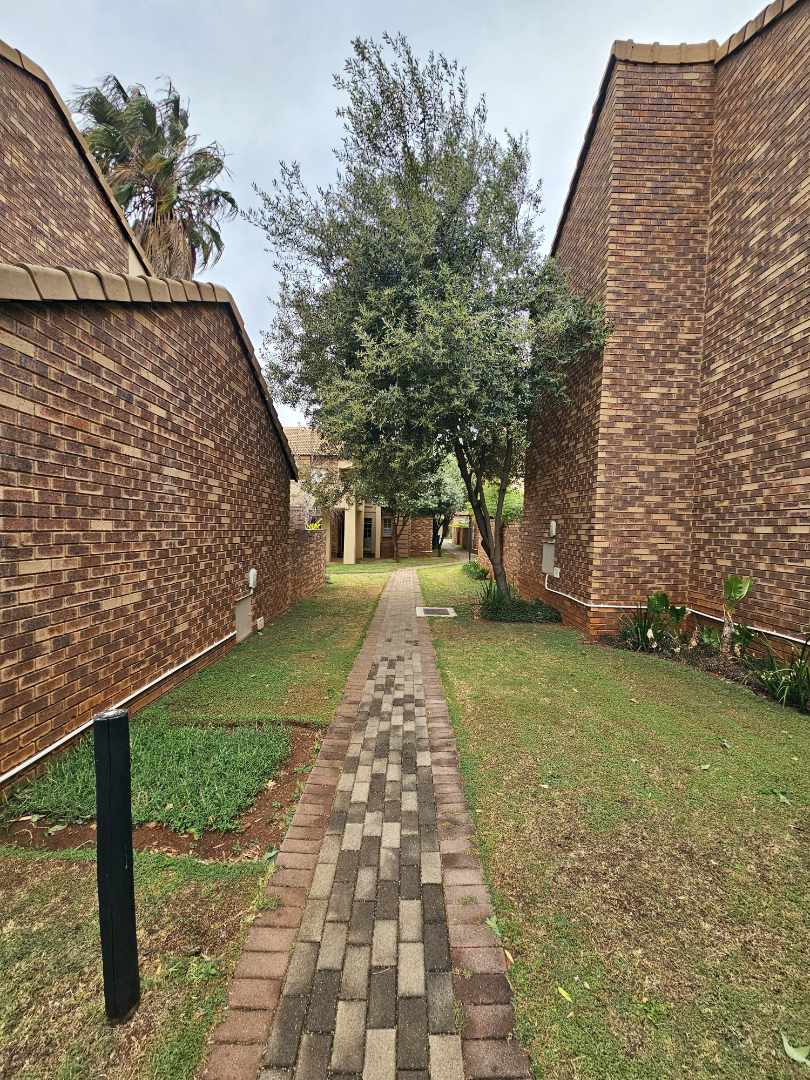 2 Bedroom Property for Sale in Boardwalk Villas Gauteng