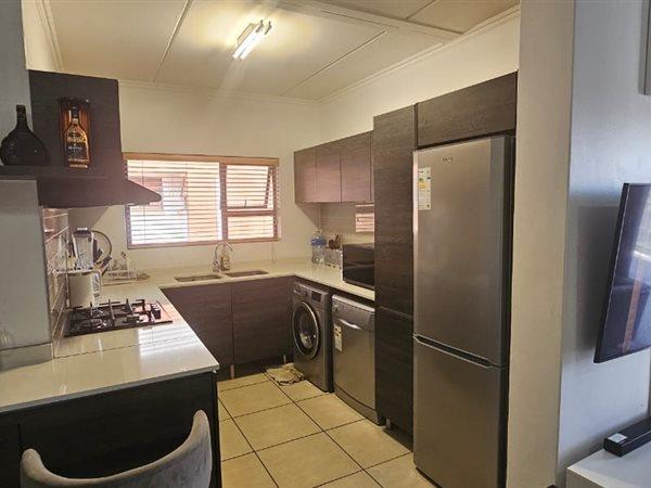 To Let 3 Bedroom Property for Rent in Modderfontein Gauteng