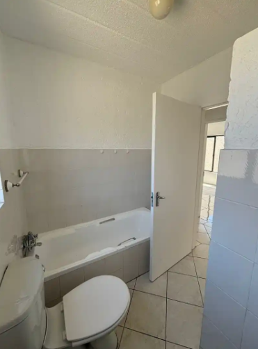 To Let 2 Bedroom Property for Rent in Bryanston Gauteng