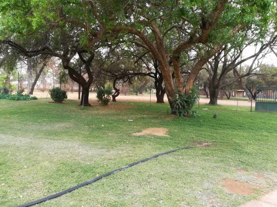 To Let 4 Bedroom Property for Rent in Waterval Gauteng