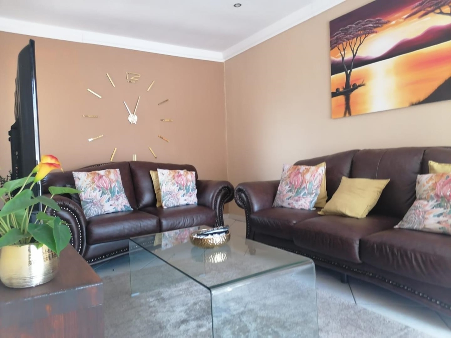 3 Bedroom Property for Sale in Birchleigh North Gauteng