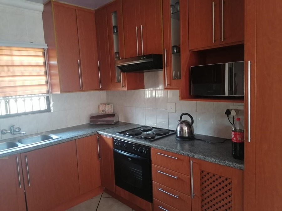 3 Bedroom Property for Sale in Birchleigh North Gauteng