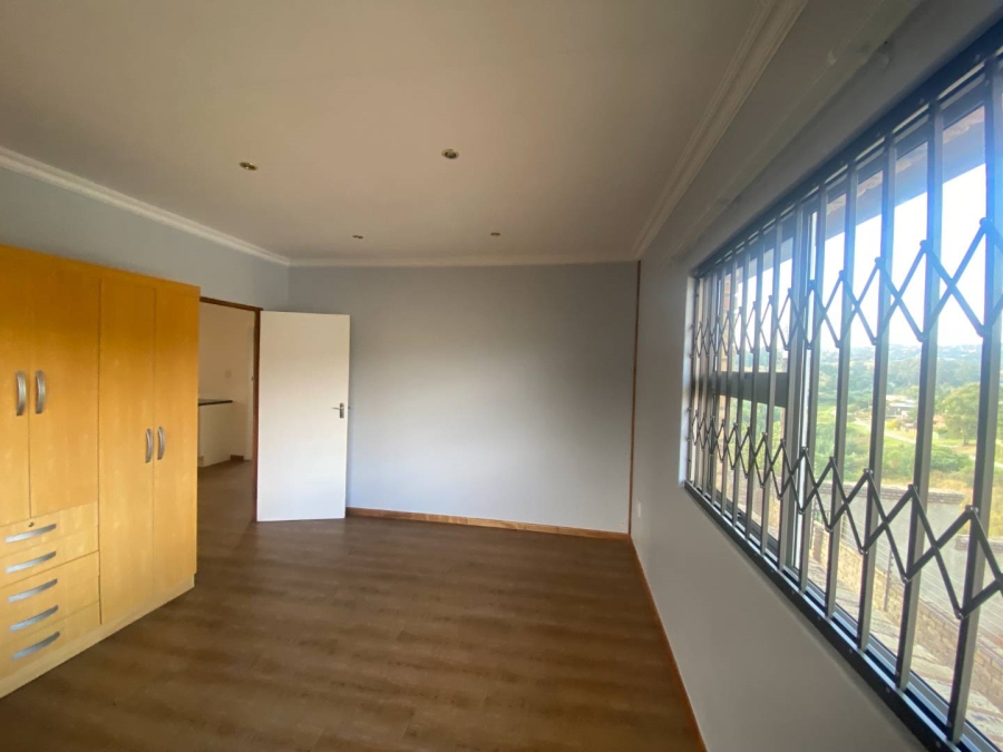 To Let 2 Bedroom Property for Rent in Rangeview Gauteng