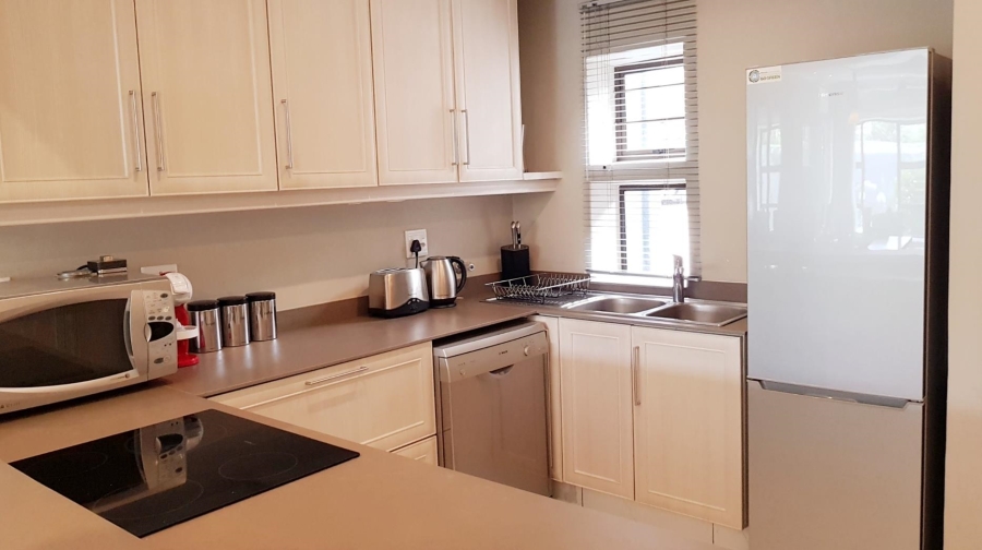 To Let 2 Bedroom Property for Rent in Sandown Gauteng