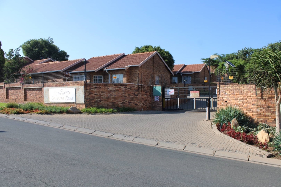 3 Bedroom Property for Sale in Wilgeheuwel Gauteng