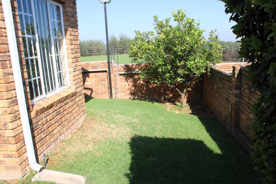 3 Bedroom Property for Sale in Wilgeheuwel Gauteng