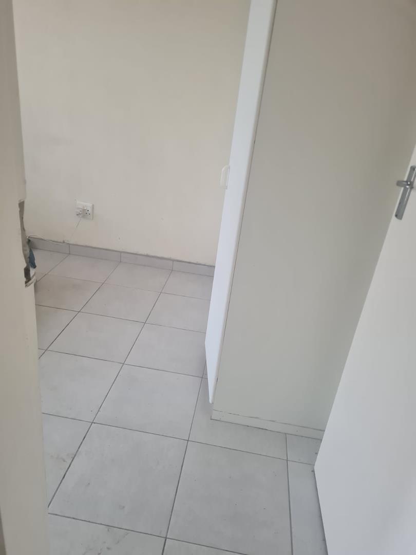 To Let 2 Bedroom Property for Rent in Noordwyk Gauteng