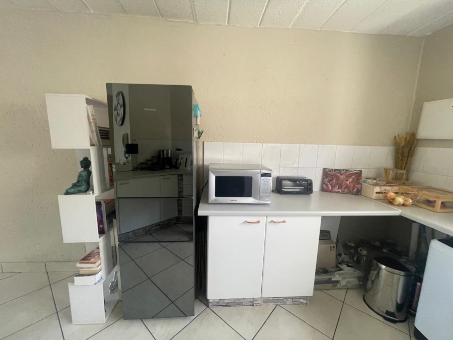 2 Bedroom Property for Sale in Sandown Gauteng