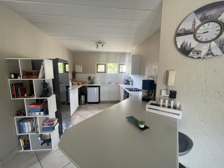 2 Bedroom Property for Sale in Sandown Gauteng